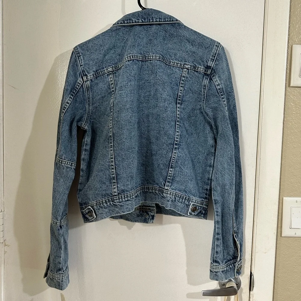 FREE PEOPLE, light indigo denim jean jacket, NWT, size medium - Picture 7 of 10